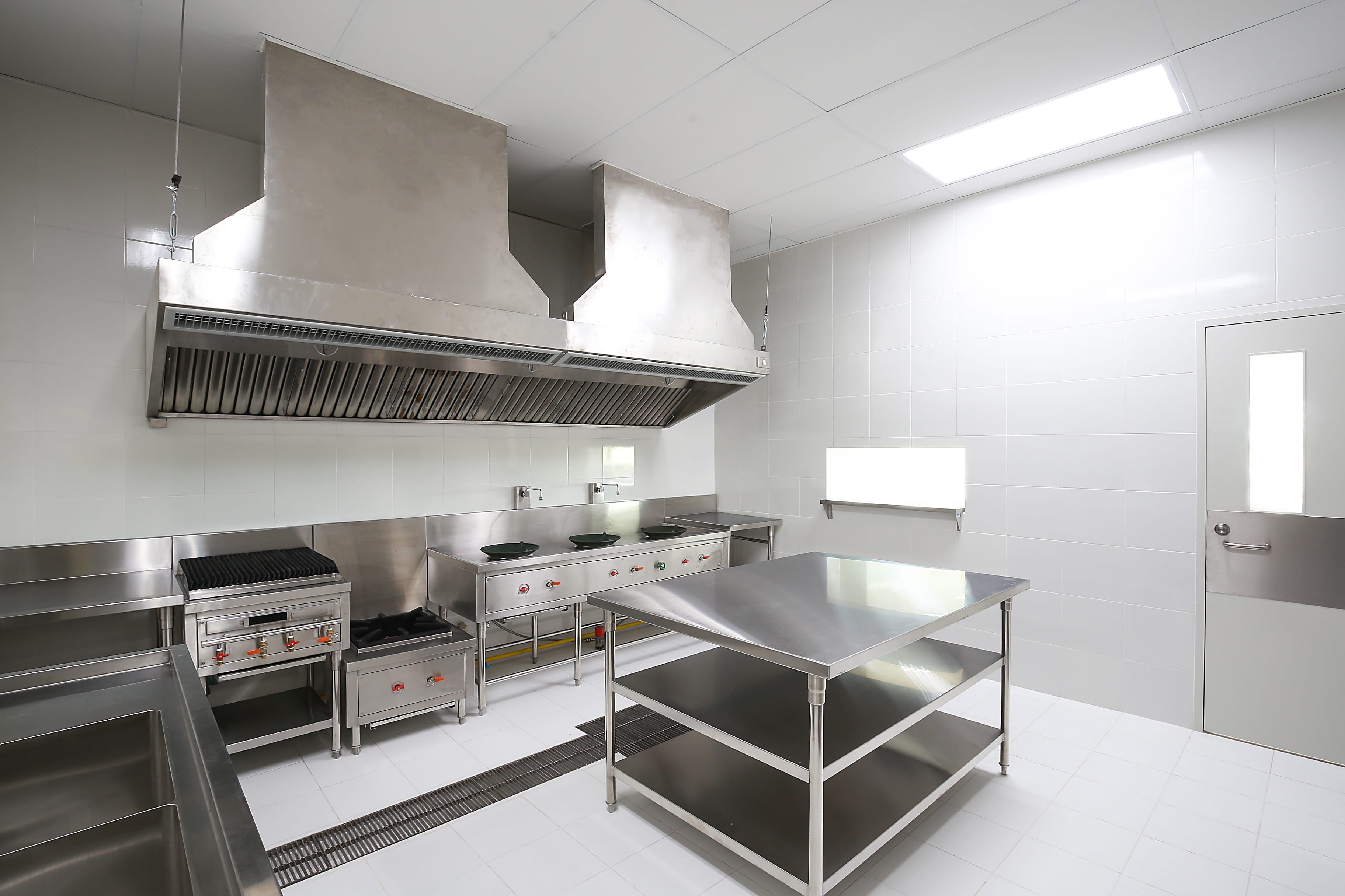 commercial,kitchen