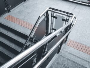 stainless,steel,railing,at,station.,fall,protection.